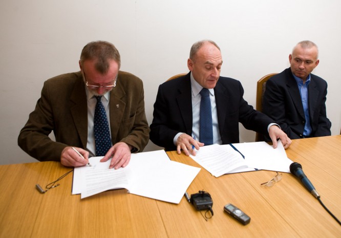 20090309 Podpisanie umowy - Skandia MTB 1