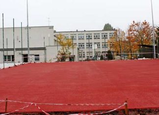 Budowa nowego Orlika 25 10 2012 orlik1