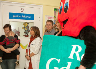 Radio Gdańsk z mikołajkową wizytą na oddziale pediatrycznym kwidzyńskiego szpitala 19 12 2012 miniaturaradio00