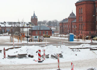 Modernizacja terenu po wojsku 27 01 2016 park1