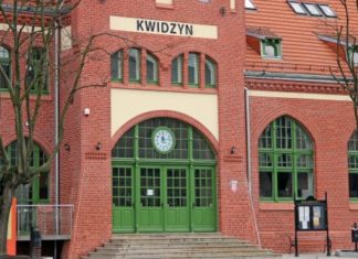 Ostatnia biblioteczna przeprowadzka 29 03 2019 biblioteka