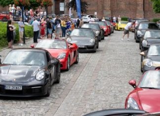 11 06 2019 parada porsche