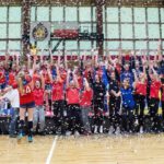 Zespół MTS Kwidzyn świętujący zwycięstwo