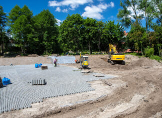 Trwają prace przy budowie zbiornika retencyjnego na ulicy Sportowej