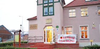 Zabytkowy dworek w Górkach, siedziba warsztatów terapii zajęciowej