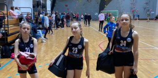 Trzy młode lekkoatletki KKL Rodło