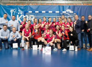 1/16 Finałów MP Juniorek w piłce ręcznej. Drużyna MTS Kwidzyn.