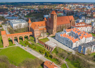 Zespół katedralno-zamkowy z lotu ptaka