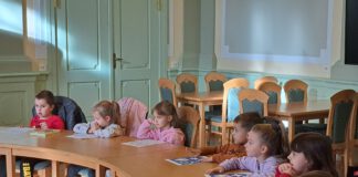 Wizyta 6 latków w UM