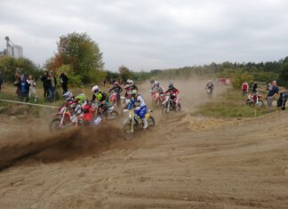 Podsumowanie sezonu w Cross-Country i Enduro zawodnicy w czasie wyścigu cross-country