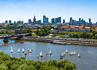 Najlepszy produkt turystyczny 2022 żagłówki na zbiorniku wodnym