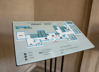 Nowe udogodnienia w Urzędzie Miejskim tyflomapa ze schematem pomieszczeń