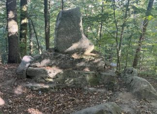 Odpocznij od fotela – edycja 6. Pomnik - kamień