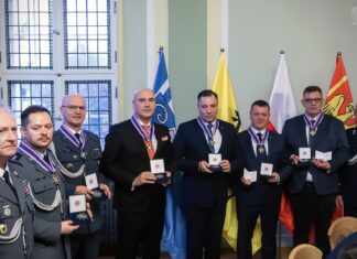 Honorowe odznaczenia dla zasłużonych Odznaczenia NSZZ Policjantów