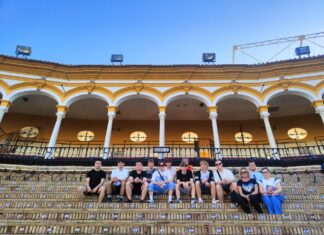 Uczniowie na praktykach w Hiszpanii Młodzież z CKZiU na Erazmusie w Hiszpanii