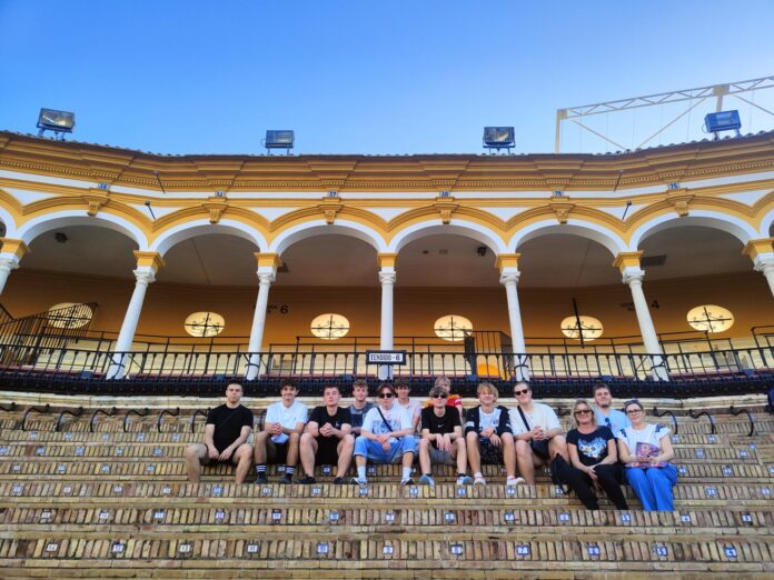 Uczniowie CKZiU w Hiszpanii Młodzież z CKZiU na Erazmusie w Hiszpanii