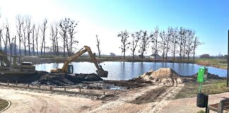 Budowa kąpieliska na "Balatonie"