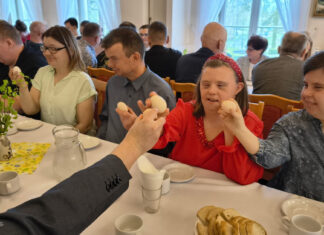 Spotkanie Wielkanocne w Warsztatach Terapii Zajęciowej w Górkach