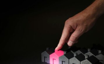 Wykazy nieruchomości przeznaczonych do sprzedaży i wynajęcia