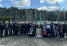 Złotka Kwidzyńska – wspólne sadzenie drzewek.