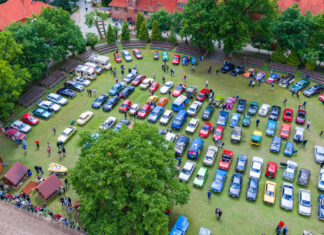 XIV Zlot Pojazdów Zabytkowych „Kwidzyńskie Klasyki” przyciągnął tłumy miłośników motoryzacji