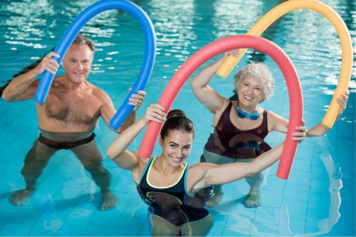 Seniorzy aquaerobik (3)